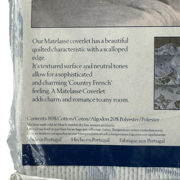 Shavel Vintage Matelasse 1 Standard Sham Fits pillow 20”x29.5” Blue Fauna - Picture 10 of 16